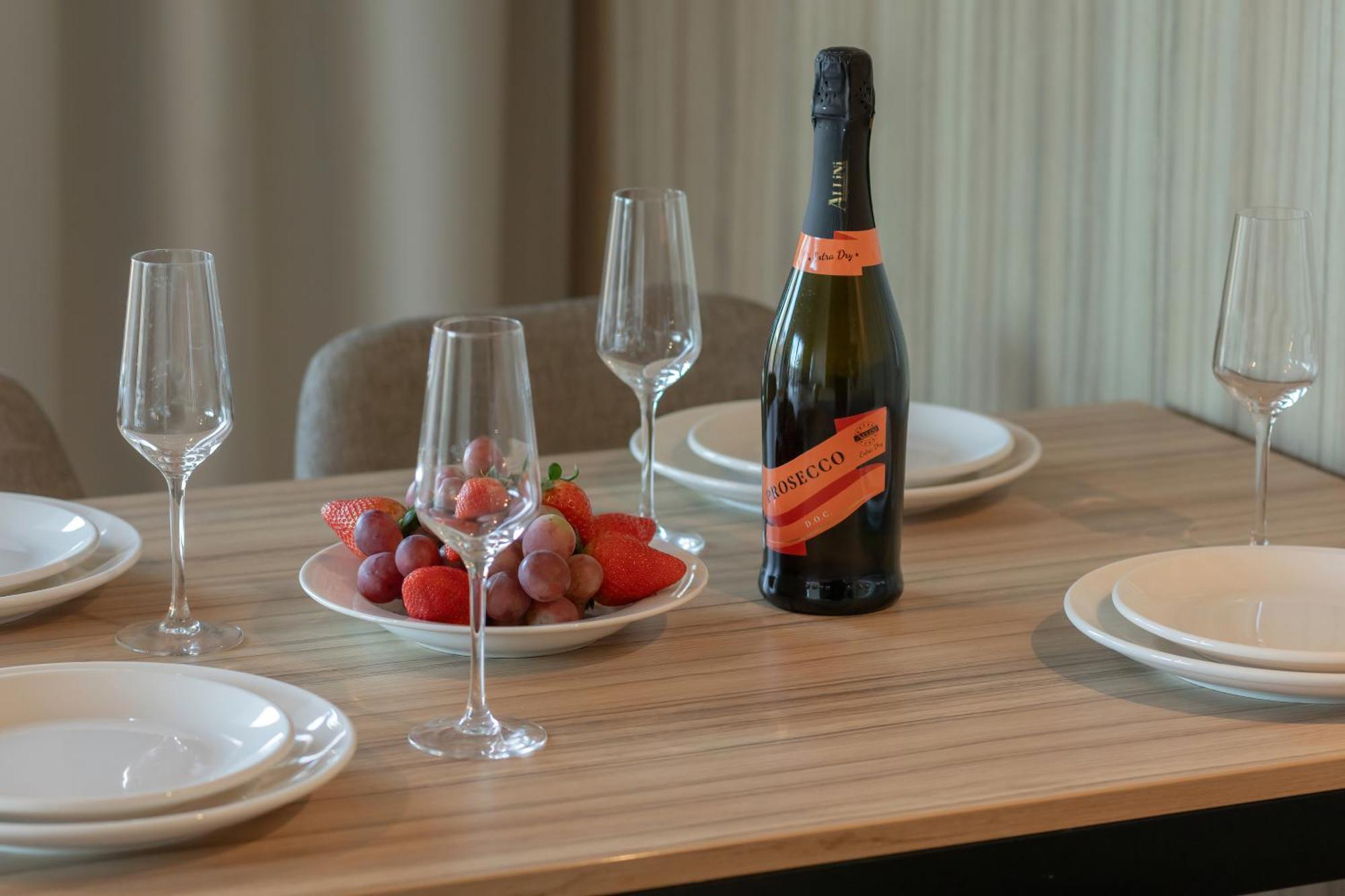 Wyspa Uznam Promenada Apartment ชวีโนวิชแจ ภายนอก รูปภาพ